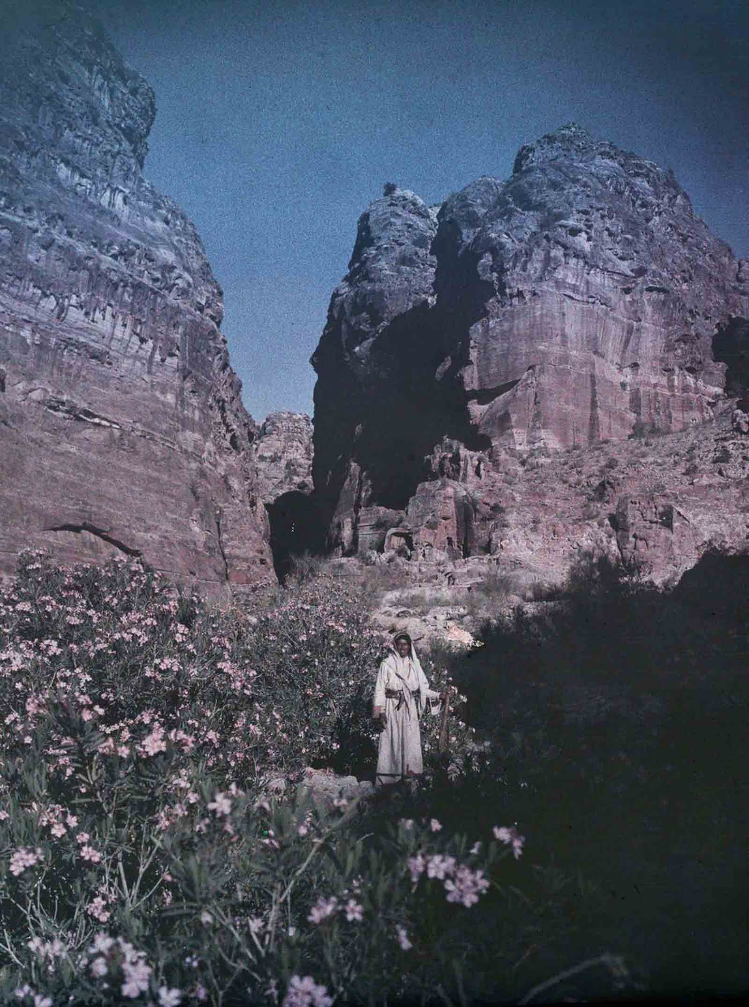 Old Colour Pictures Of Petra And Southern Jordan, 1900-1940